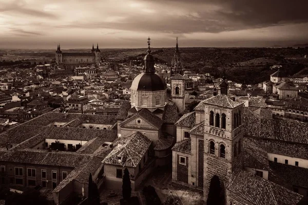 Aerial view of Toledo skyline — 스톡 사진