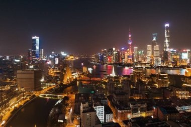 Shanghai Pudong hava gece görünümü