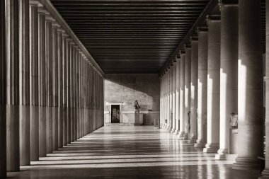 Stoa Attalos Sergi Salonu 