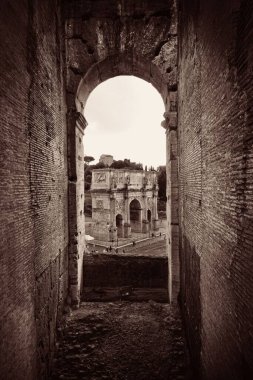 Roma 'da kolezyum