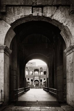 Roma 'da kolezyum