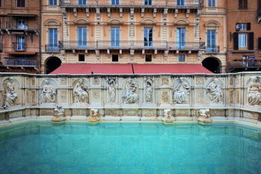 Fonte Gaia