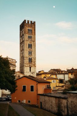 Lucca 'daki Basilica di San Frediano
