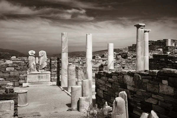 Filar w zabytkowe ruiny w Delos — Zdjęcie stockowe