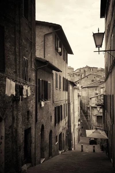 Siena vista de rua — Fotografia de Stock