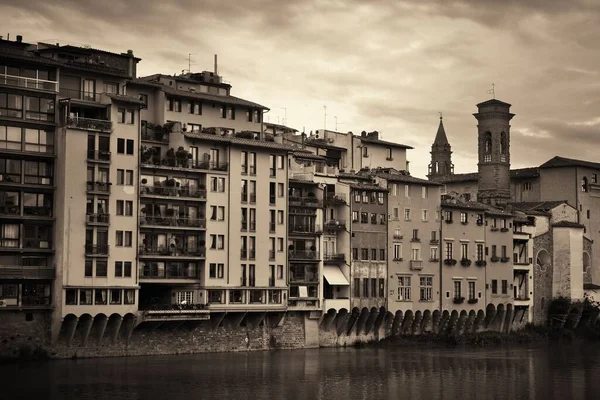 Arno River buildings black and white — Stock Photo, Image