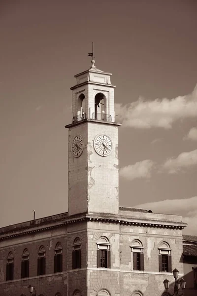 比萨意大利钟楼 — 图库照片
