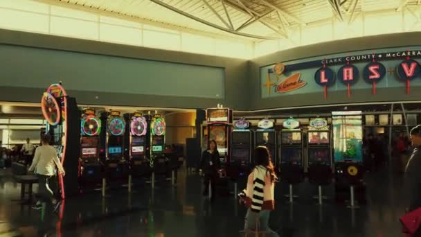 Vista interior del aeropuerto de Las Vegas — Vídeo de stock