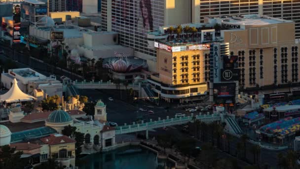 Las Vegas Strip čas vypršel při východu slunce — Stock video