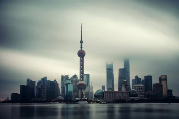 Shanghai City Skyline View Overcast Sky Water Reflections China — Stock Photo, Image
