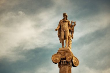 Atina, Yunanistan 'da Athena heykeli. 