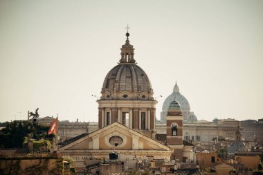 Roma tarihi mimarisi kubbesi, İtalya