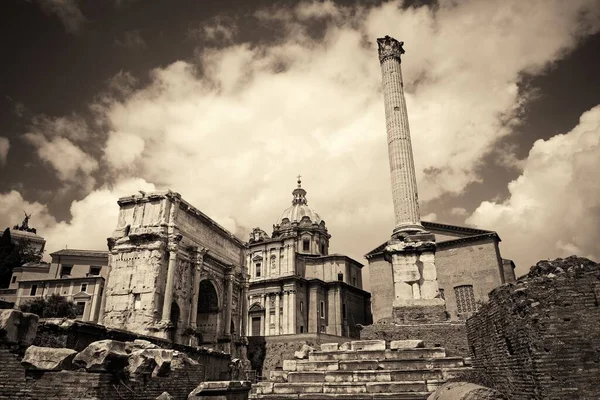 Fórum Roma Com Ruínas Edifícios Históricos Itália — Fotografia de Stock