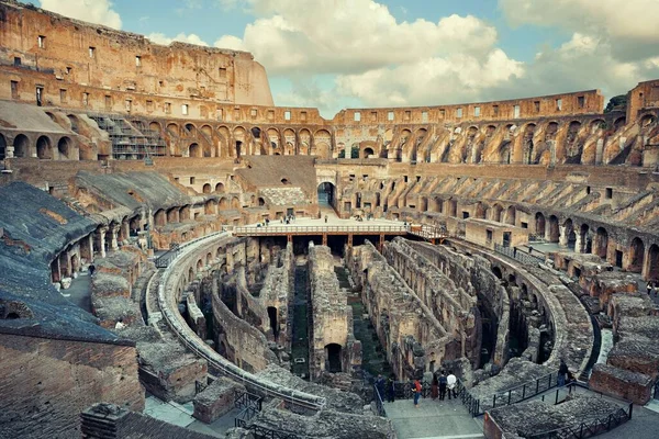 Inuti Colosseum Den Världsberömda Landmärke Och Symbolen För Rom Italien — Stockfoto