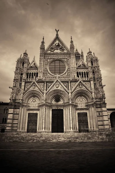 Siena Cathedral Closeup Famous Landmark Medieval Town Overcast Day Italy — Stock Photo, Image