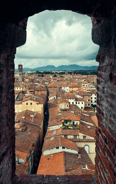 Lucca Città Skyline Vista Panoramica Attraverso Finestra Italia — Foto Stock