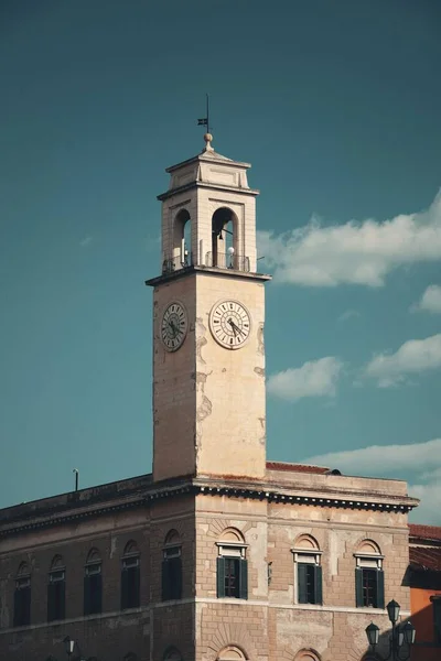 Talya Çan Kulesi Olan Pisa Şehri — Stok fotoğraf