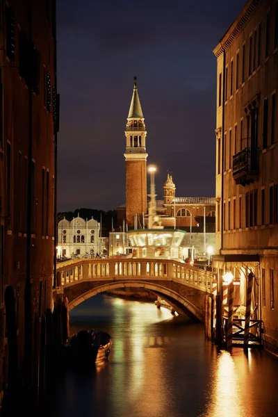 Blick Auf Den Venezianischen Kanal Bei Nacht Mit San Giorgio — Stockfoto