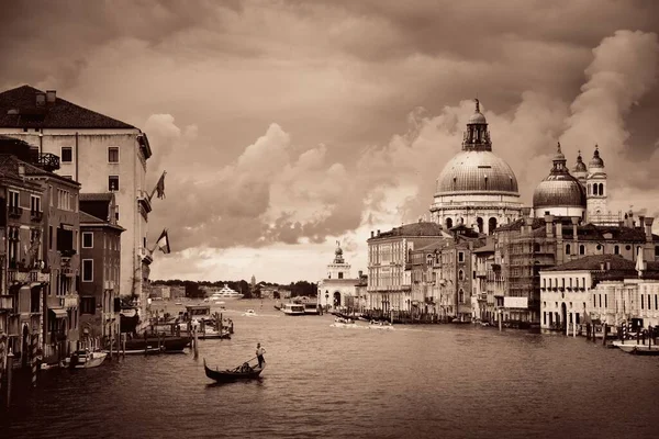 Βενετία Εκκλησία Santa Maria Della Salute Και Κανάλι Μια Ημέρα — Φωτογραφία Αρχείου