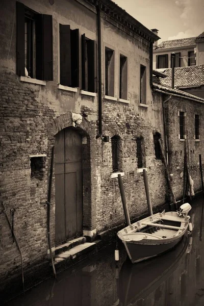 Parque Barcos Canal Del Callejón Venecia Italia —  Fotos de Stock