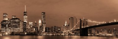 Manhattan Şehir Merkezi Şehir Manzarası ve Brooklyn Köprüsü