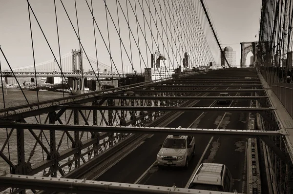 Puente Brooklyn Con Tráfico Centro Manhattan Nueva York — Foto de Stock