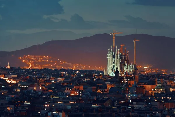 Sagrada Familia Met Skyline Nachts Barcelona Spanje — Stockfoto