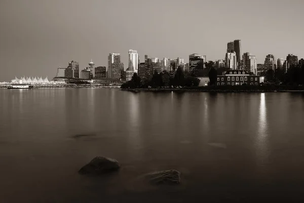 Ванкувер Центрі Архітектури Човна Водою Відображення Рок Сутінках — стокове фото