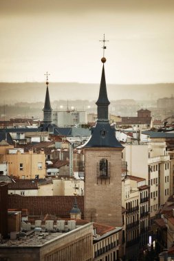 Madrid 'in İspanya' daki şehrin çatı manzarası.