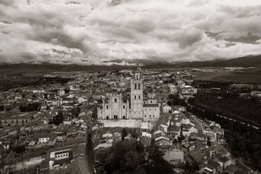 İspanya 'daki Segovia Katedrali hava manzarası.