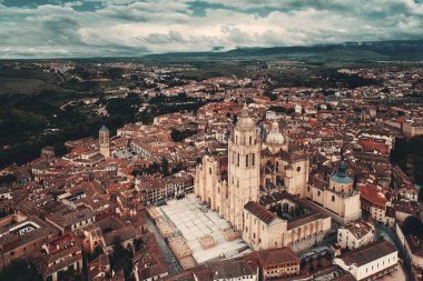 İspanya 'daki Segovia Katedrali hava manzarası.