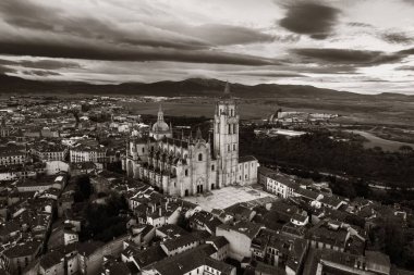 İspanya 'daki Segovia Katedrali hava manzarası.