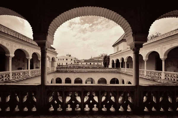 Casa Pilatos Nádvoří Krásnými Vzory Dekorace Seville Španělsko — Stock fotografie