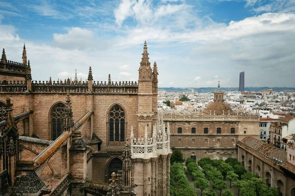 Seville, İspanya 'daki Sevilla Katedrali' nin Saint Mary Katedrali..