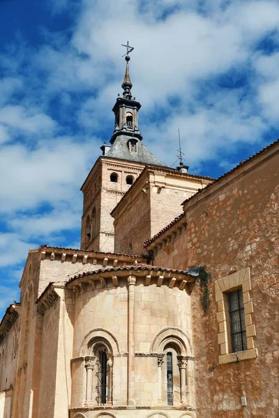 Campanario Ciudad Segovia Con Edificios Antiguos España — Foto de Stock