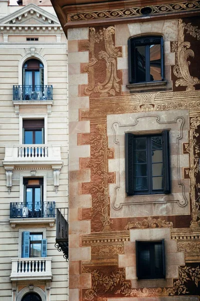 Closeup Bekijken Van Oude Gebouwen Straat Barcelona Spanje — Stockfoto