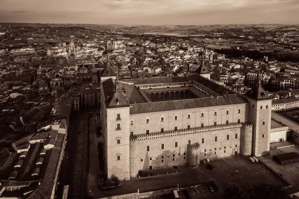 Замок Сан Сервандо Толедо Іспанія — стокове фото
