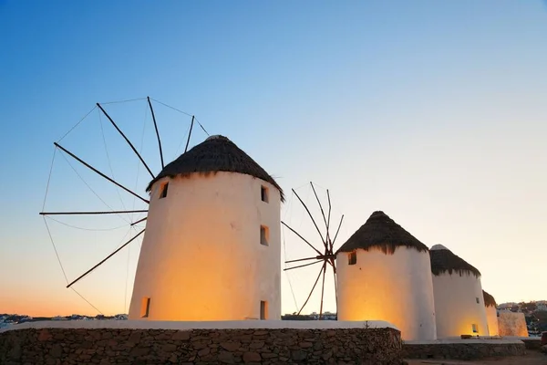 Windmolen Als Het Beroemde Oriëntatiepunt Mykonos Island Griekenland — Stockfoto