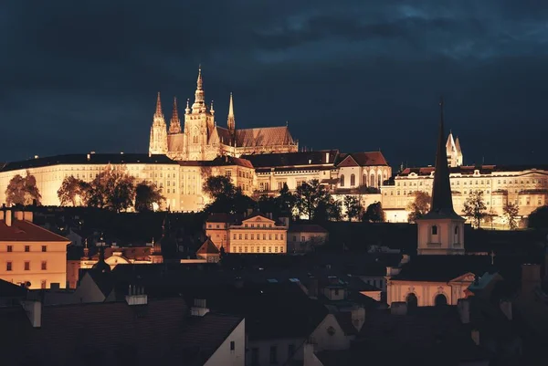 Pražský Hrad Katedrálou Víta Noci — Stock fotografie