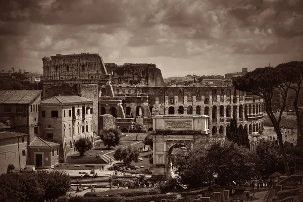 Colosseum Ruiner Historiska Byggnader Sett Från Rom Forum Italien — Stockfoto
