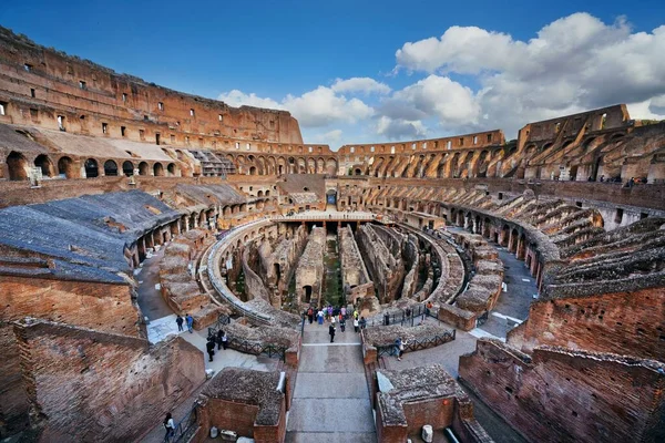 Inuti Colosseum Den Världsberömda Landmärke Och Symbolen För Rom Italien — Stockfoto