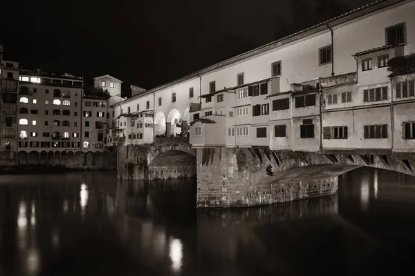 Ponte Vecchio Sobre Río Arno Por Noche Florencia Italia —  Fotos de Stock