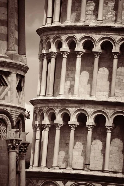 Κεκλιμένος Πύργος Closeup Προβολή Τον Καθεδρικό Ναό Της Pisa Ιταλία — Φωτογραφία Αρχείου