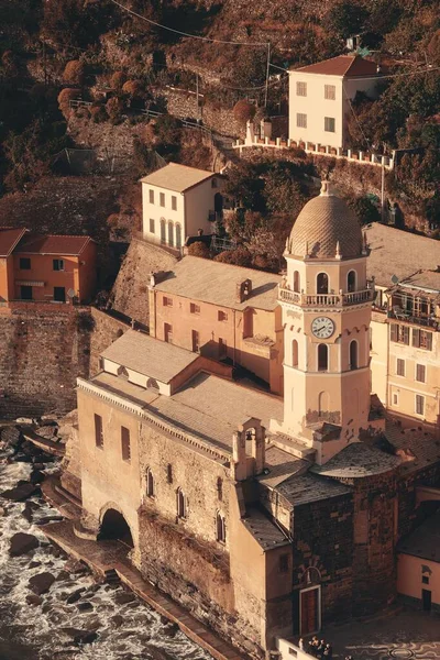 Eglise Historique Clocher Bâtiments Vernazza Des Cinq Villages Cinque Terre — Photo