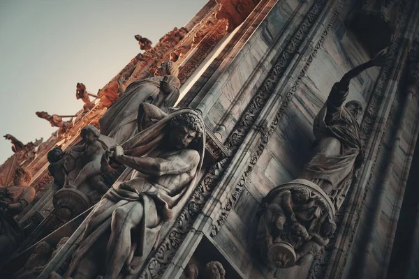 Catedral Milán Primer Plano Con Hermoso Patrón Escultura Italia — Foto de Stock