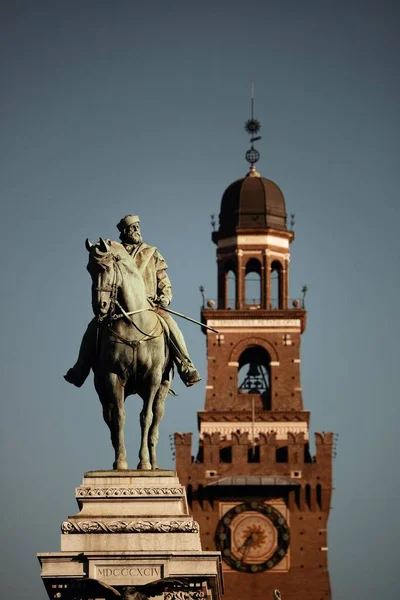 Monument Giuseppe Garibaldi Clocher Château Sforza Milan Italie — Photo