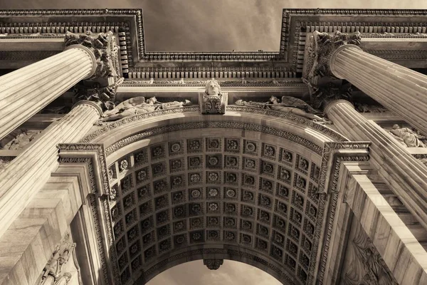 Vista Cerca Del Arco Paz Arco Della Pace Italiano Milán —  Fotos de Stock