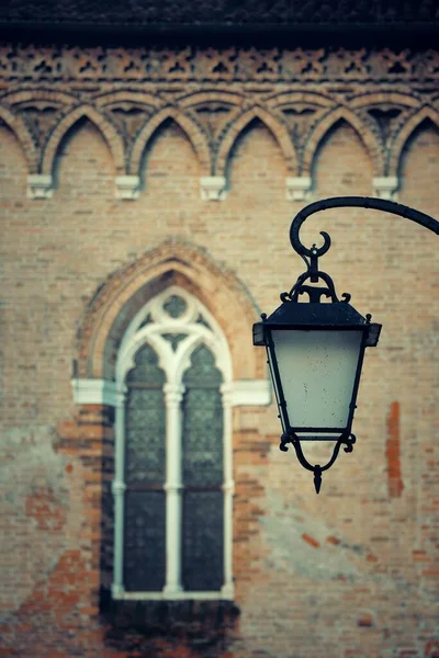 Lampa Och Fönster Historiska Byggnader Venedig Italien — Stockfoto