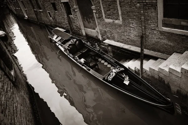 Gondole Vue Rapprochée Dans Eau Venise Italie — Photo