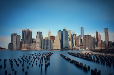 New York şehir merkezi gökyüzü iskelesi kalıntılarıyla dolu.
